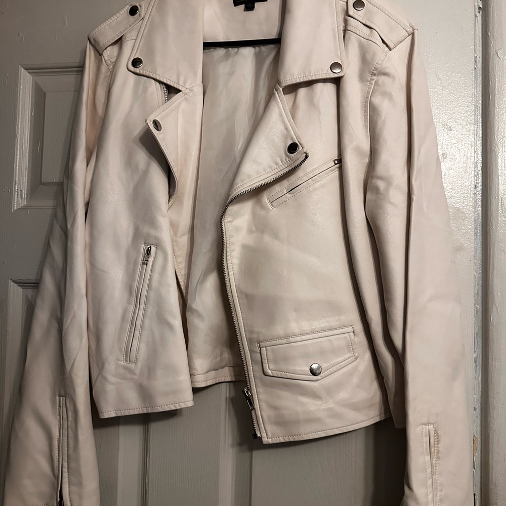 Shinestar Women's white Leather Jacket